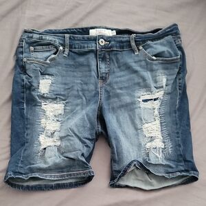 Torrid Distressed Denim Bermuda Shorts Size 18